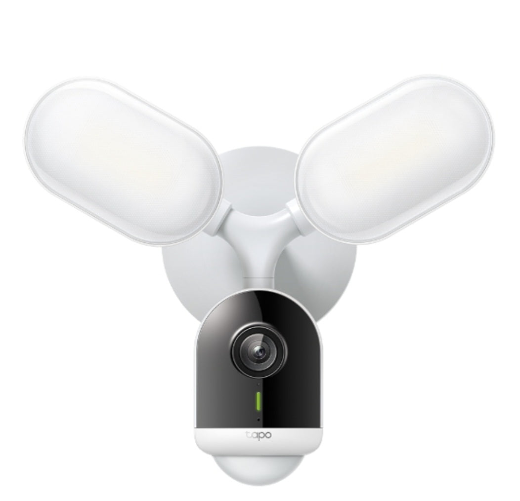 TP-Link Tapo C720 Smart Floodlight Security Camera | 2K QHD AI Detection & 2800-Lumen Floodlight